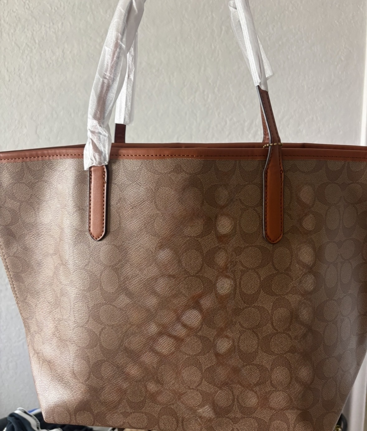 Qoach Handbag — structured designer-style women's handbag with classic detailing